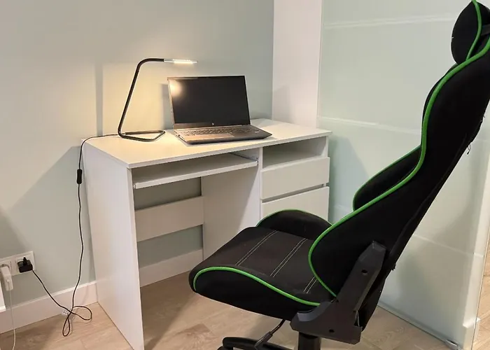 Lägenhet Morska Melodia Z Balkonem I Miejscem Do Pracy Zdalnej Władysławowo